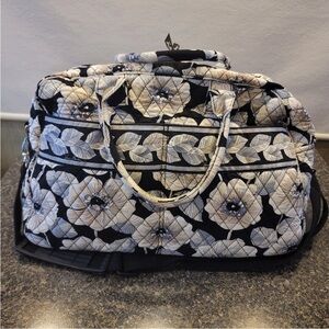 VERA BRADLEY Camilia Black White Floral Duffle Weekender Travel Bag